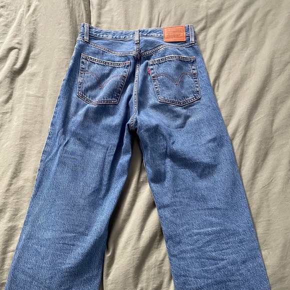 Levi's Denim - Levi’s Ribcage Size 27 Brand New!